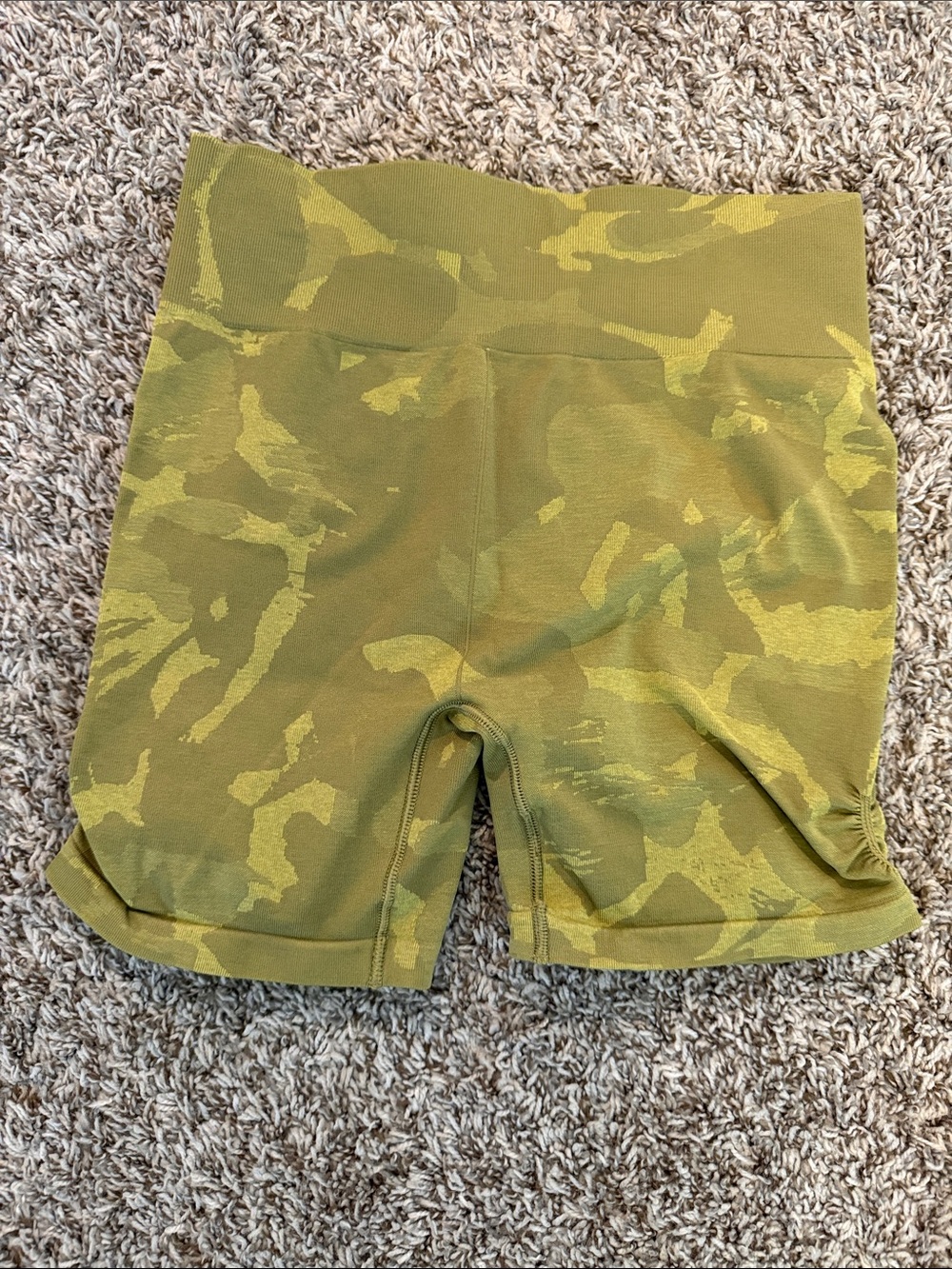 Gymshark Olive Green Camo Women's Bike Shorts - Picture 2 of 3